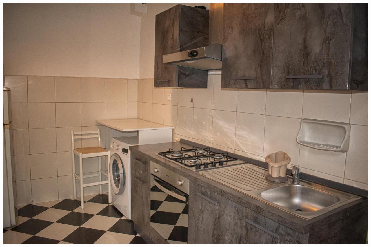 Tra Mare E Centro Appartement Genua Buitenkant foto