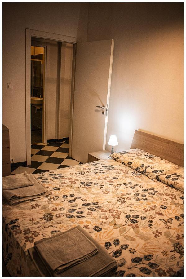 Tra Mare E Centro Appartement Genua Buitenkant foto